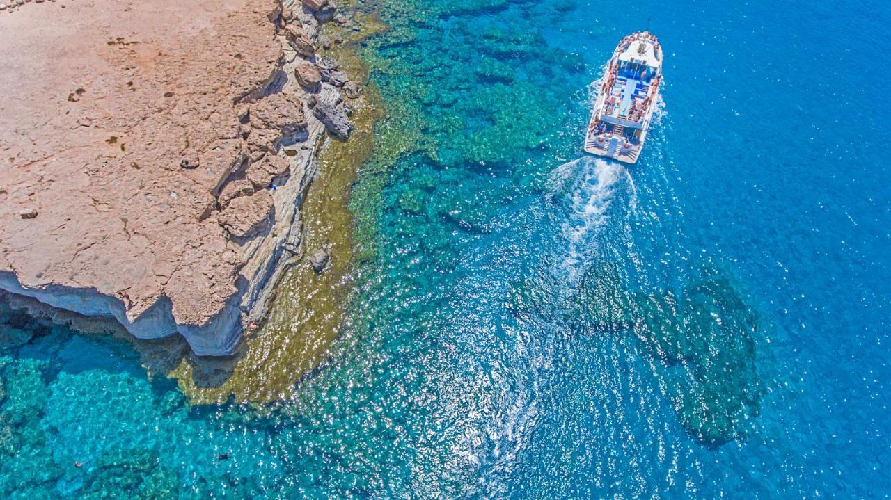 Constantinos The Great Beach Hotel Protaras Exteriör bild